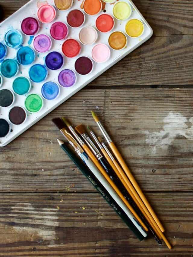 ULTIMATE LIST OF ART SCHOLARSHIPS