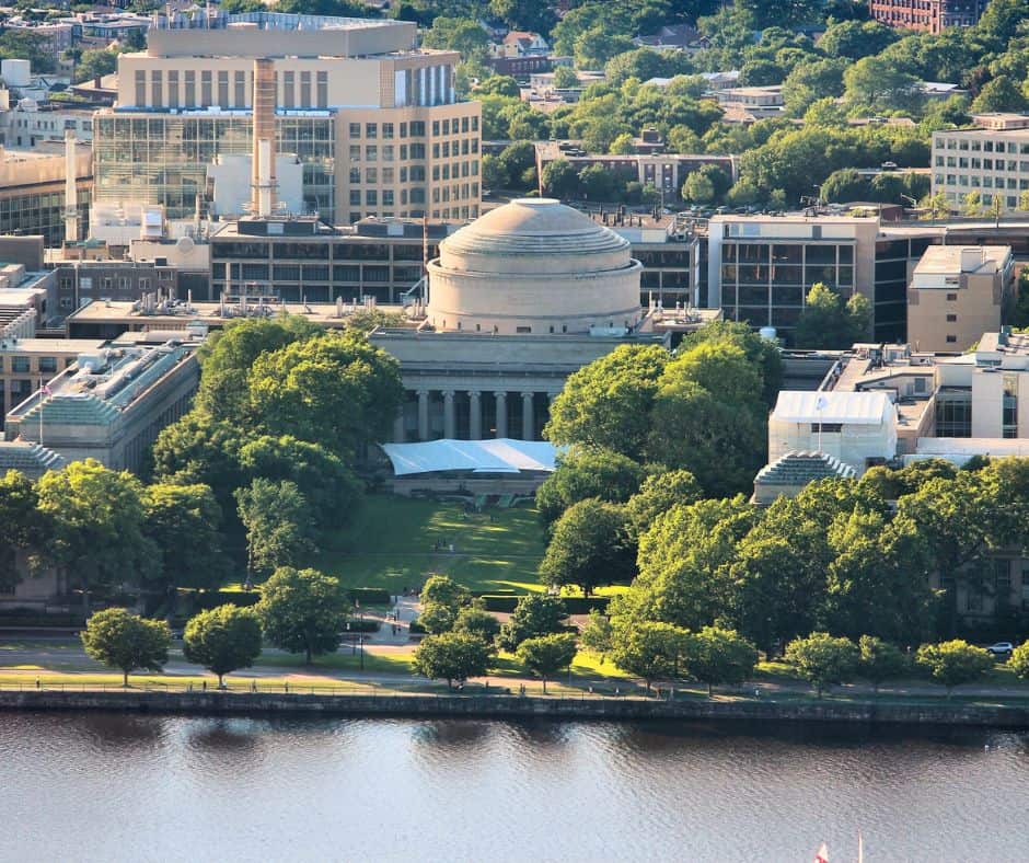 Massachusetts Institute of Technology (MIT)