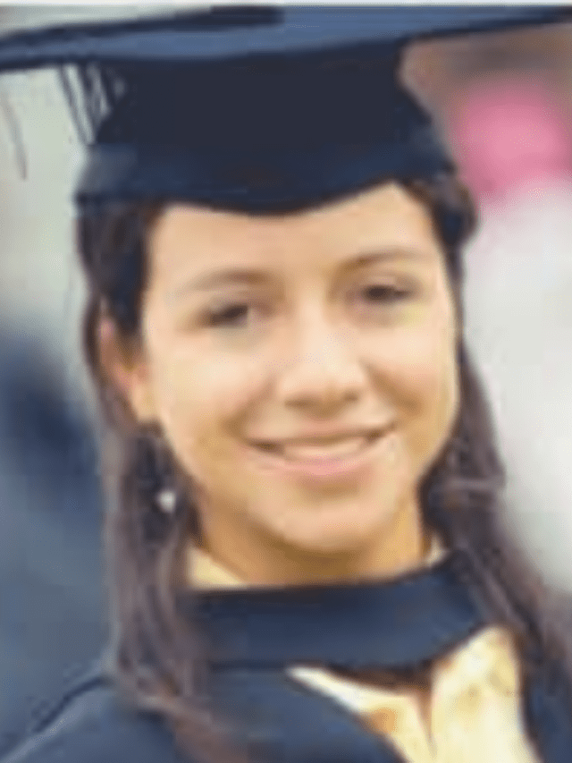 THE ULTIMATE LIST OF SCHOLARSHIPS FOR WOMEN AND GIRLS COVER IMAGE (2)