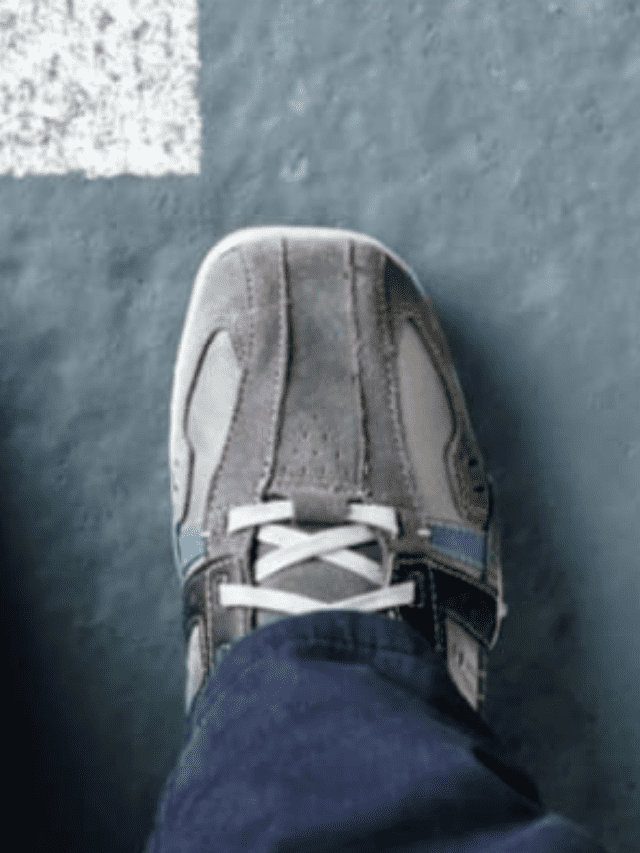 HOW TO CHOOSE A COLLEGE THAT’S RIGHT FOR YOU COVER IMAGE