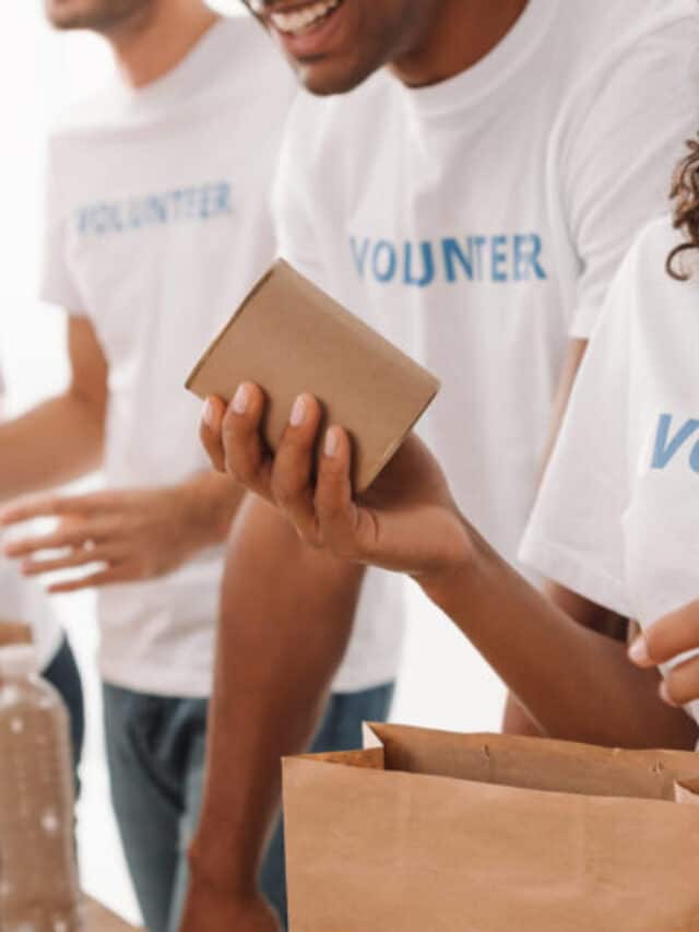 cropped-VOLUNTEER.jpeg