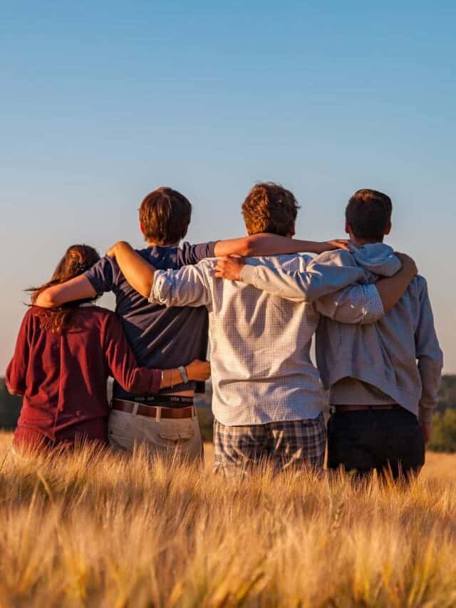 how to make new friends in college