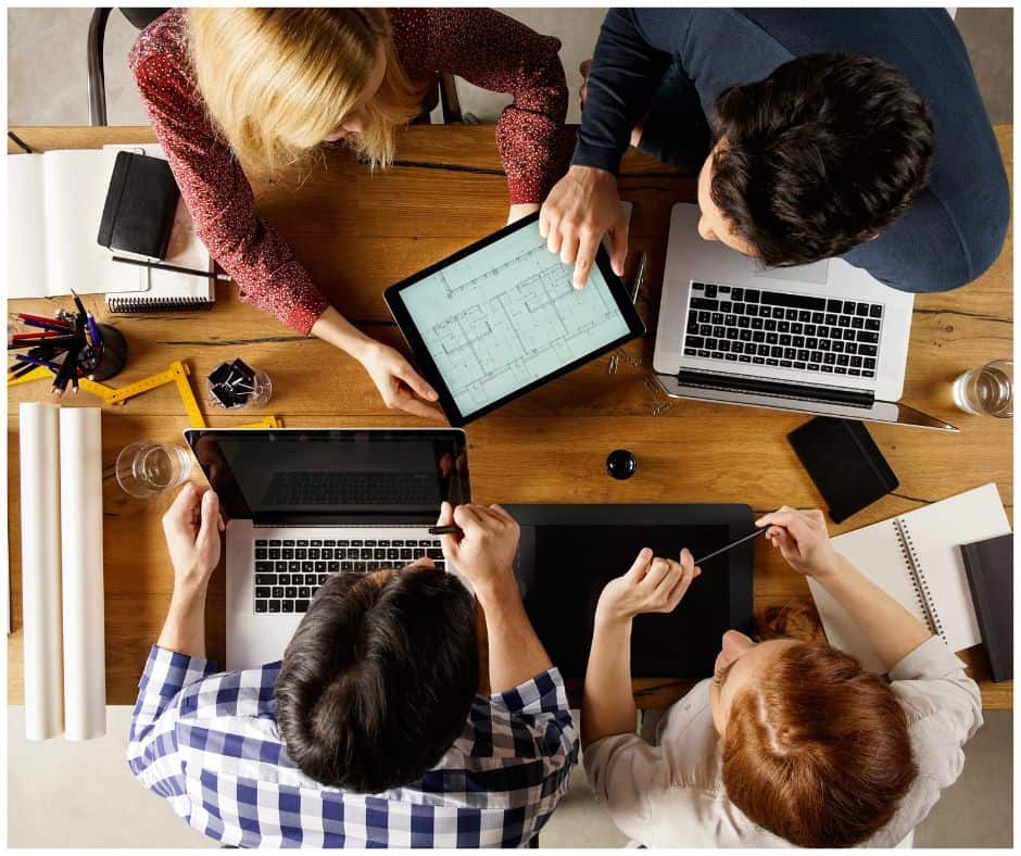 students working on a group project