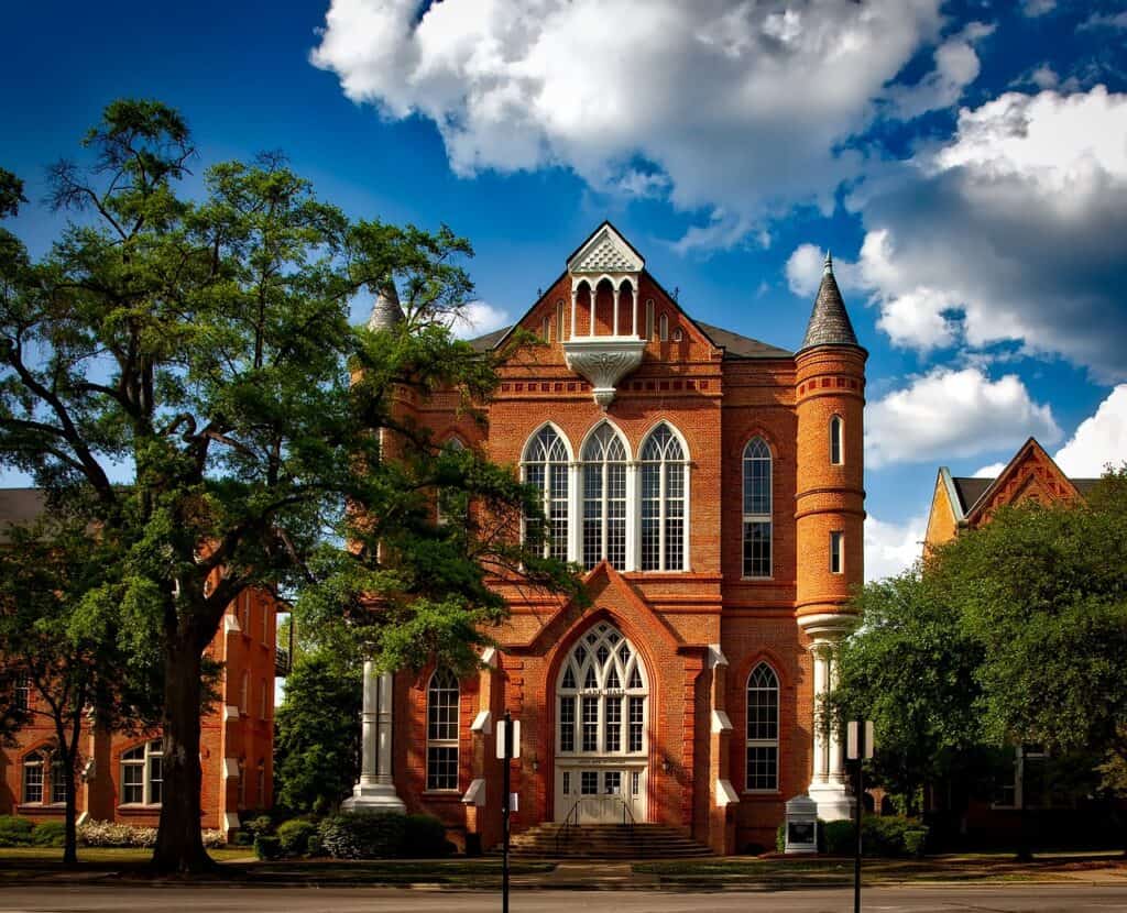 Alabama university scholarships