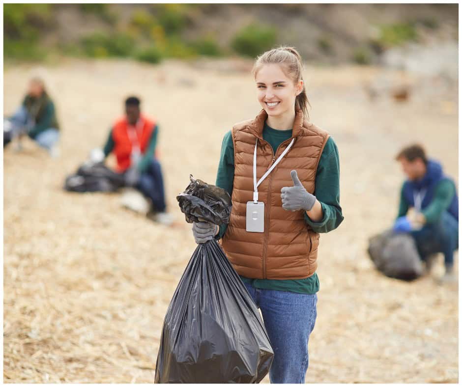 extracurricular activities like students volunteering for beach clean up