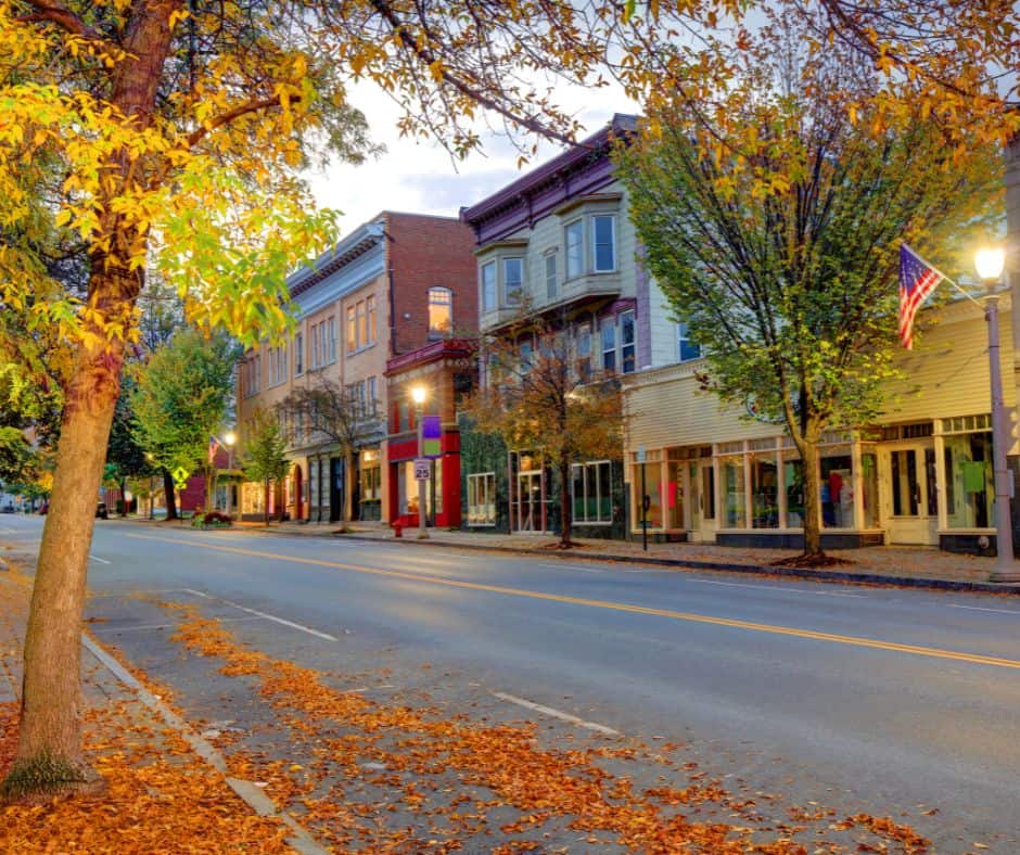 streets of bennington vt, home of Bennington liberal arts college